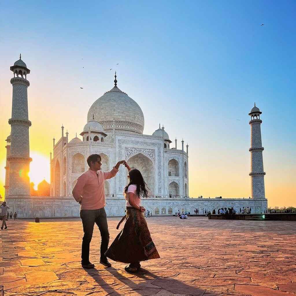 Taj Mahal Sunrise Tour